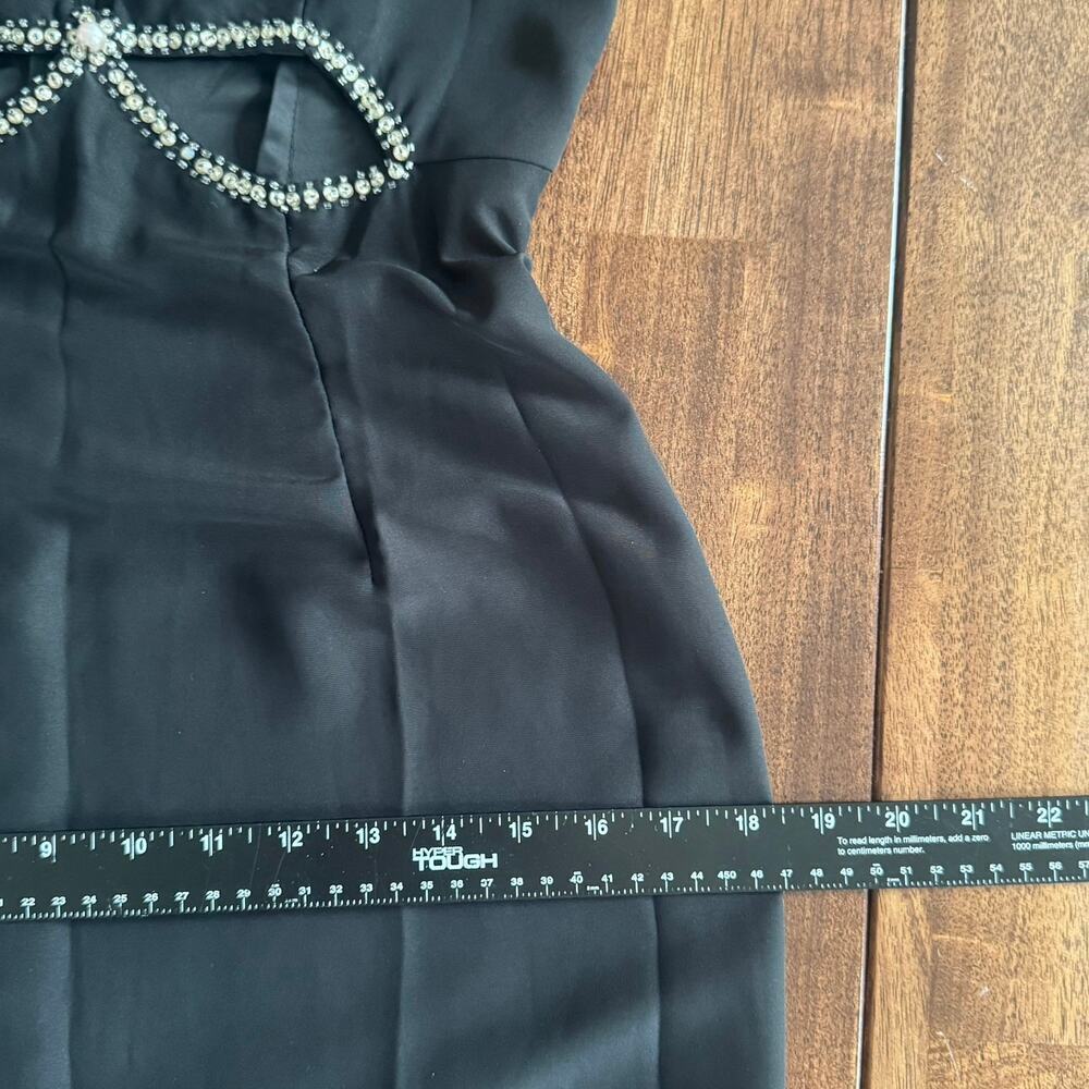 Ieena for Mac Duggal Black Rhinestone Bow Cutout Column Gown Women’s Size 2 - Picture 14 of 16